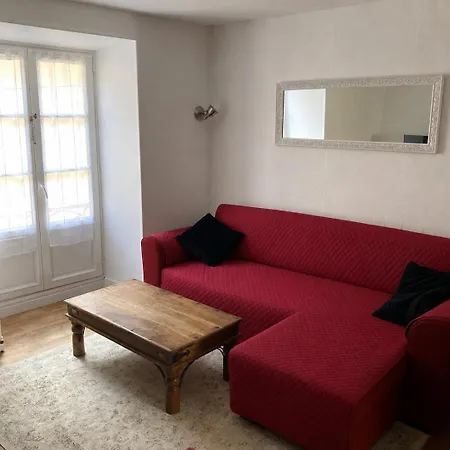 Townhouse With Private Garden